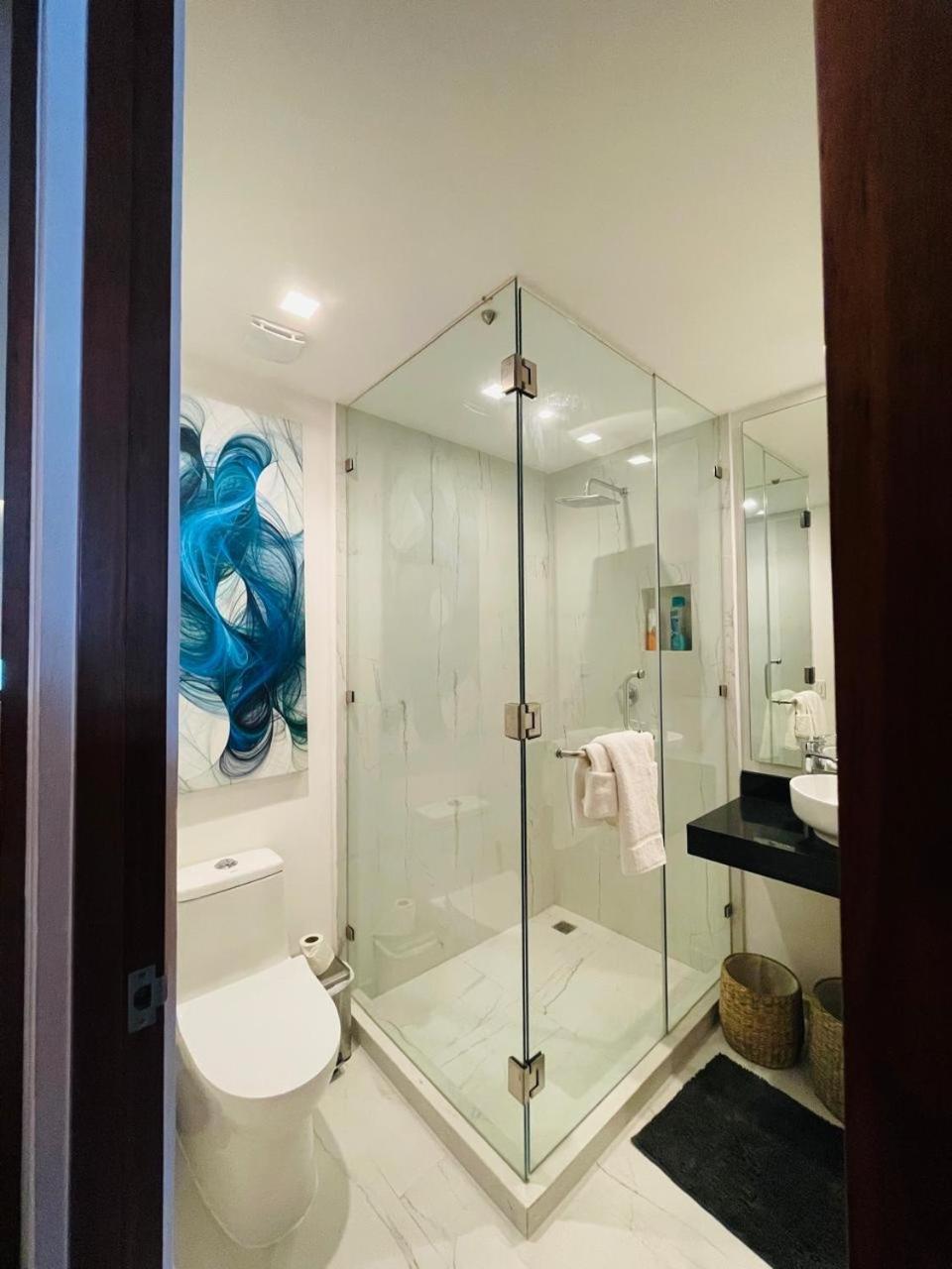 Big, Modern And Beautiful Beach Apartament 1Br Ocean View Playa del Carmen Bagian luar foto